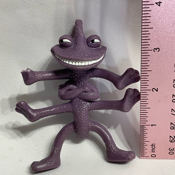 4” Monsters Inc Randall figure great condition - Picture 2 of 5